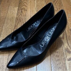 Calvin Klein Women's Gayle 2 Inch Pumps Black  Leather Size 11